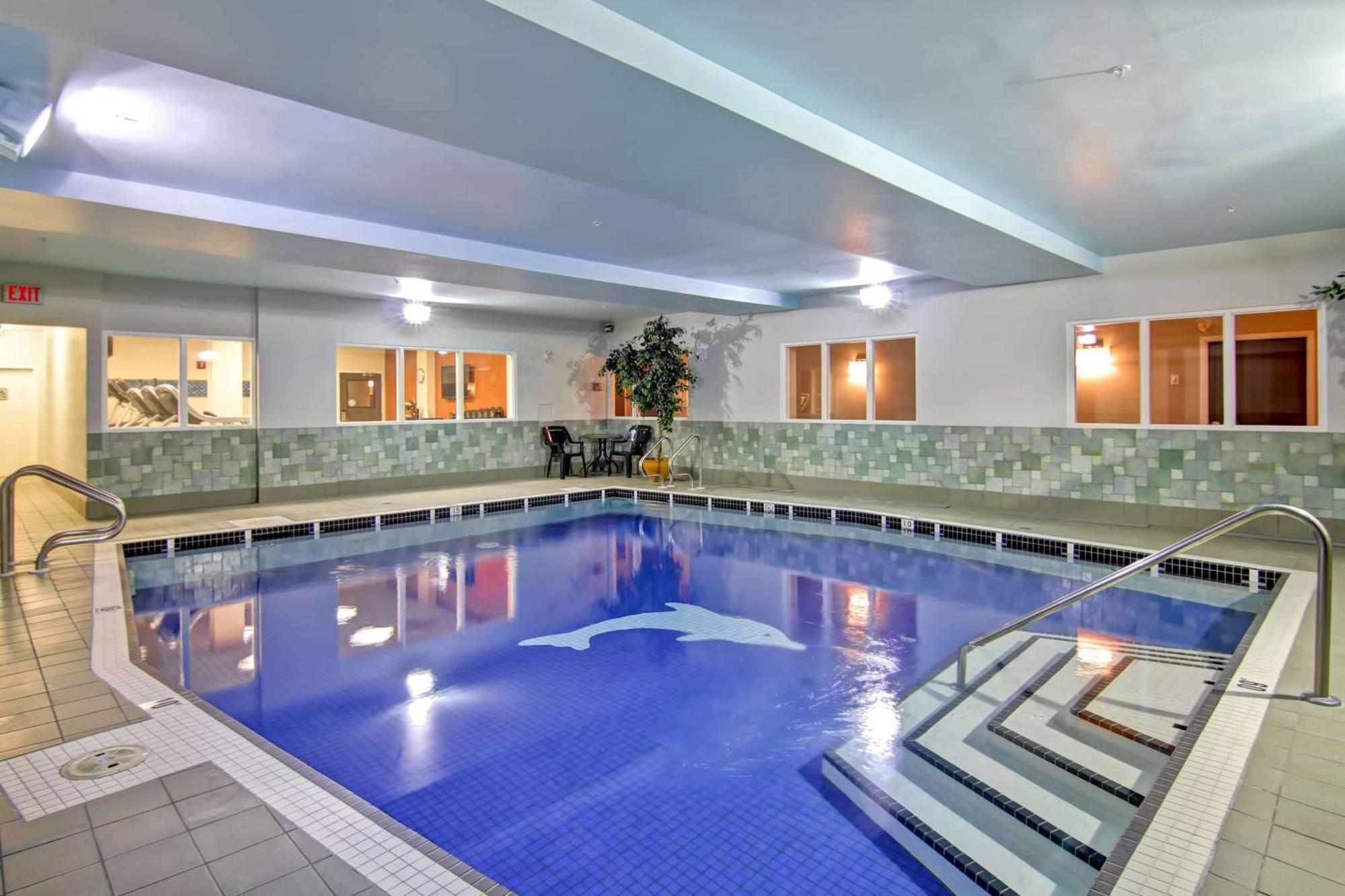 Hampton Inn & Suites By Hilton Calgary-Airport Eksteriør billede