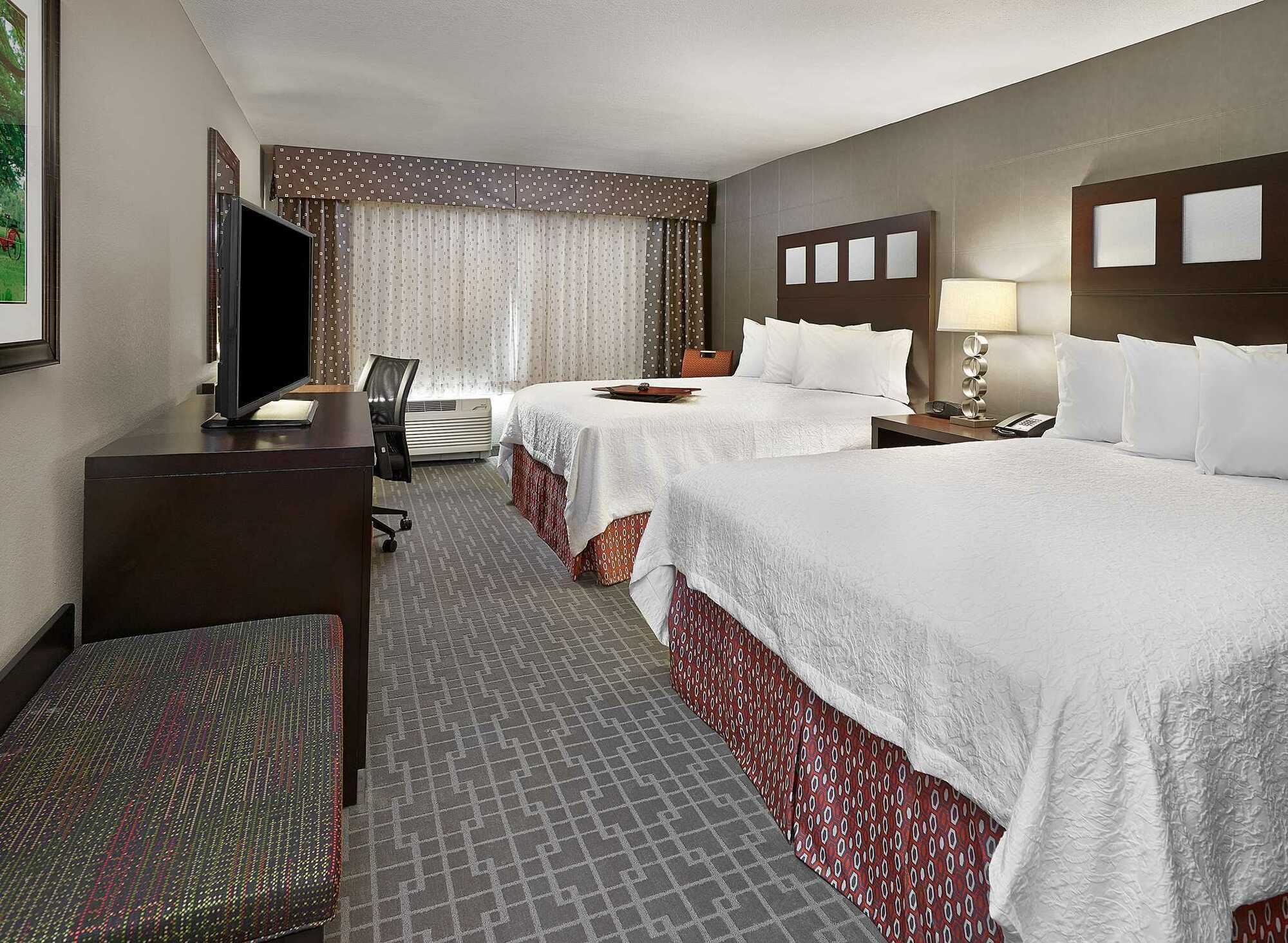 Hampton Inn & Suites By Hilton Calgary-Airport Eksteriør billede